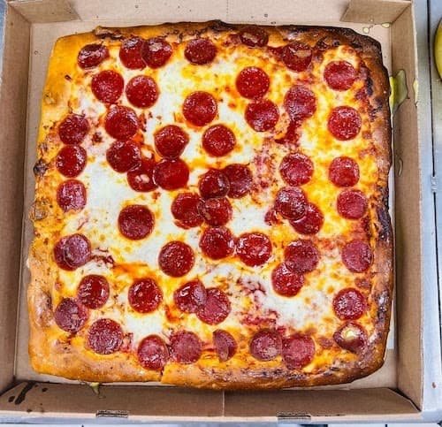 Avent Ferry Pizza